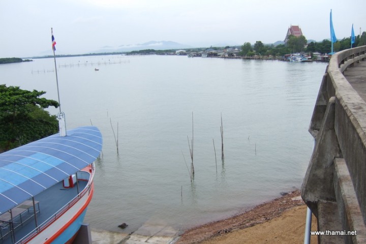 The Ship in Paknam Khaem Nu